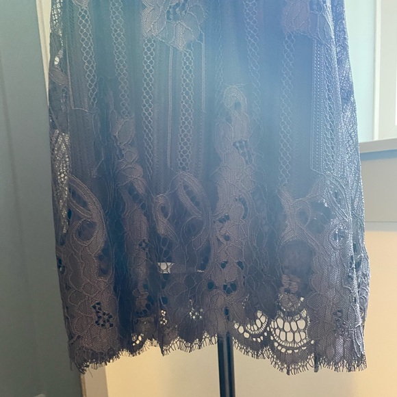 Taylor and Sage high neck lace top, size XL - Picture 4 of 12